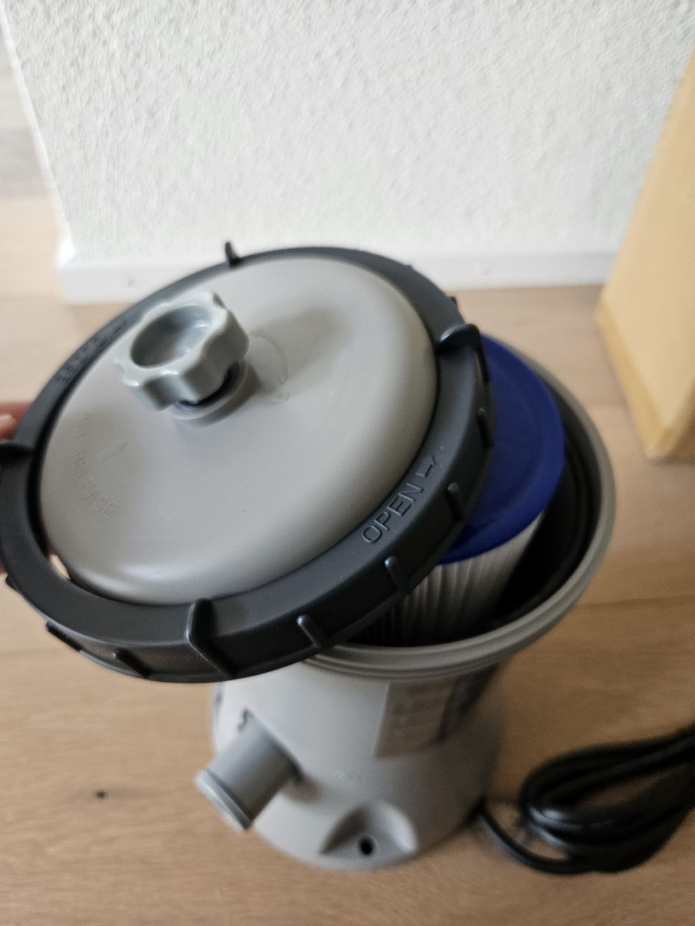 Bestway Pompe & Parti di ricambio: Bestway Filterpumpe- neu! – Nuovo e nell'imballaggio originale da Belp venduto da mic_n66y 2