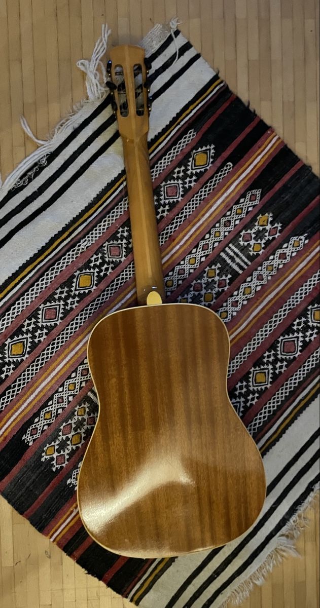 Strumenti musicali: Akustische Gitarre Royal – Usato da Luzern venduto da Fledermaus82 5
