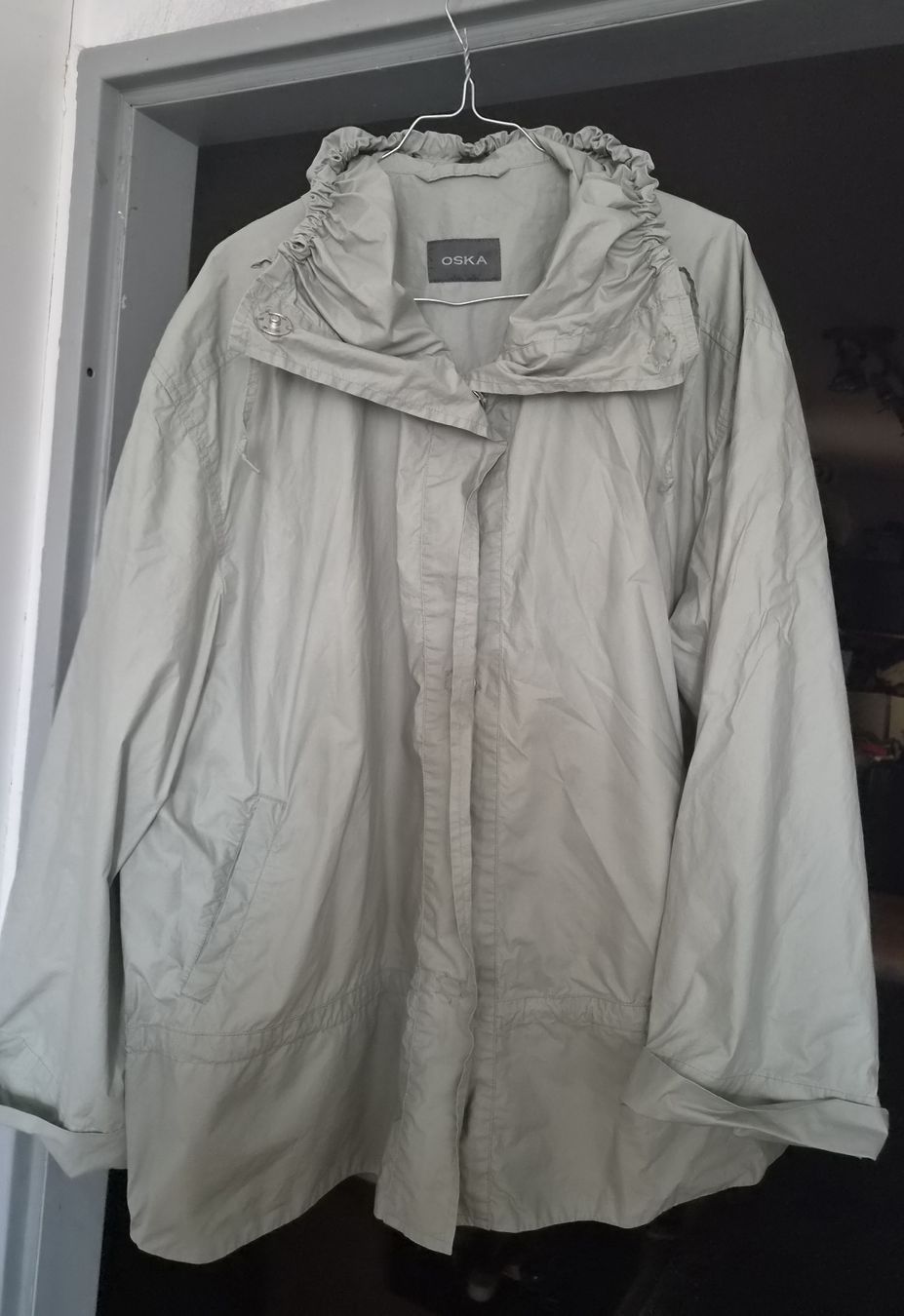Oska Vestes: OSKA schöbe Übergangsjacke IV – D'occasion à Frenkendorf par Moon111