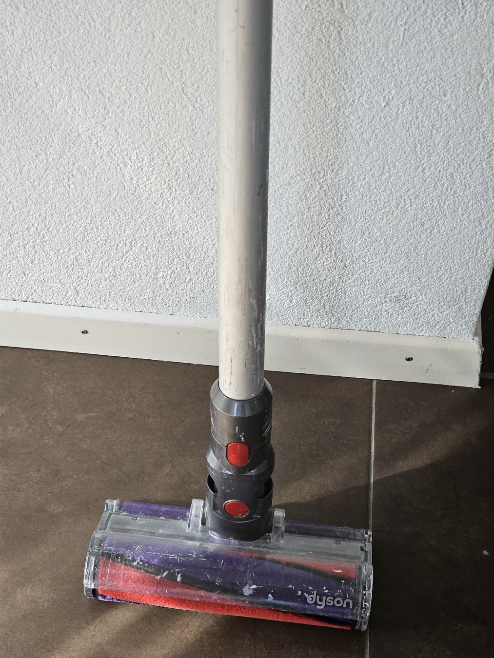 Dyson Staubsauger & Zubehör: Aspirateur Dyson V7 – Gebraucht aus Bulle von Bflowx 3