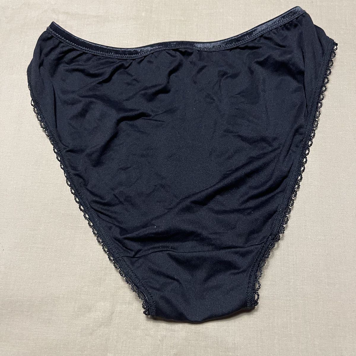 Altra biancheria intima: Mutandine con pizzo-S/M – Nuovo (secondo la descrizione) da Locarno venduto da Fixed8 4