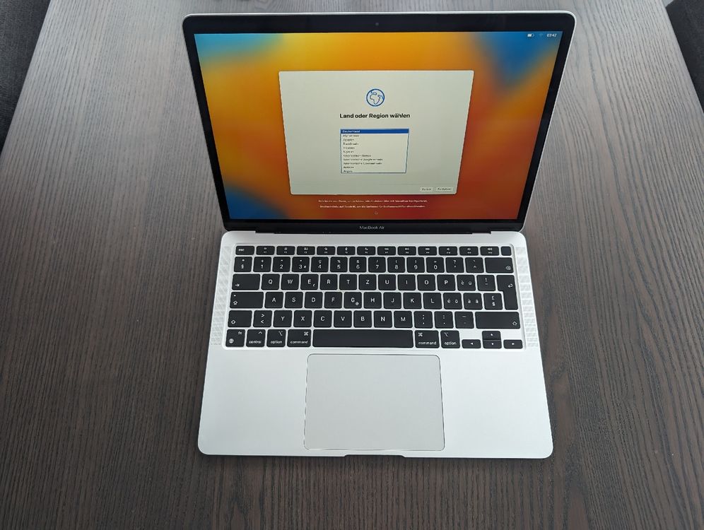 Macbook Air 13 zoll, M1 Chip Late 2020 Kaufen auf Ricardo