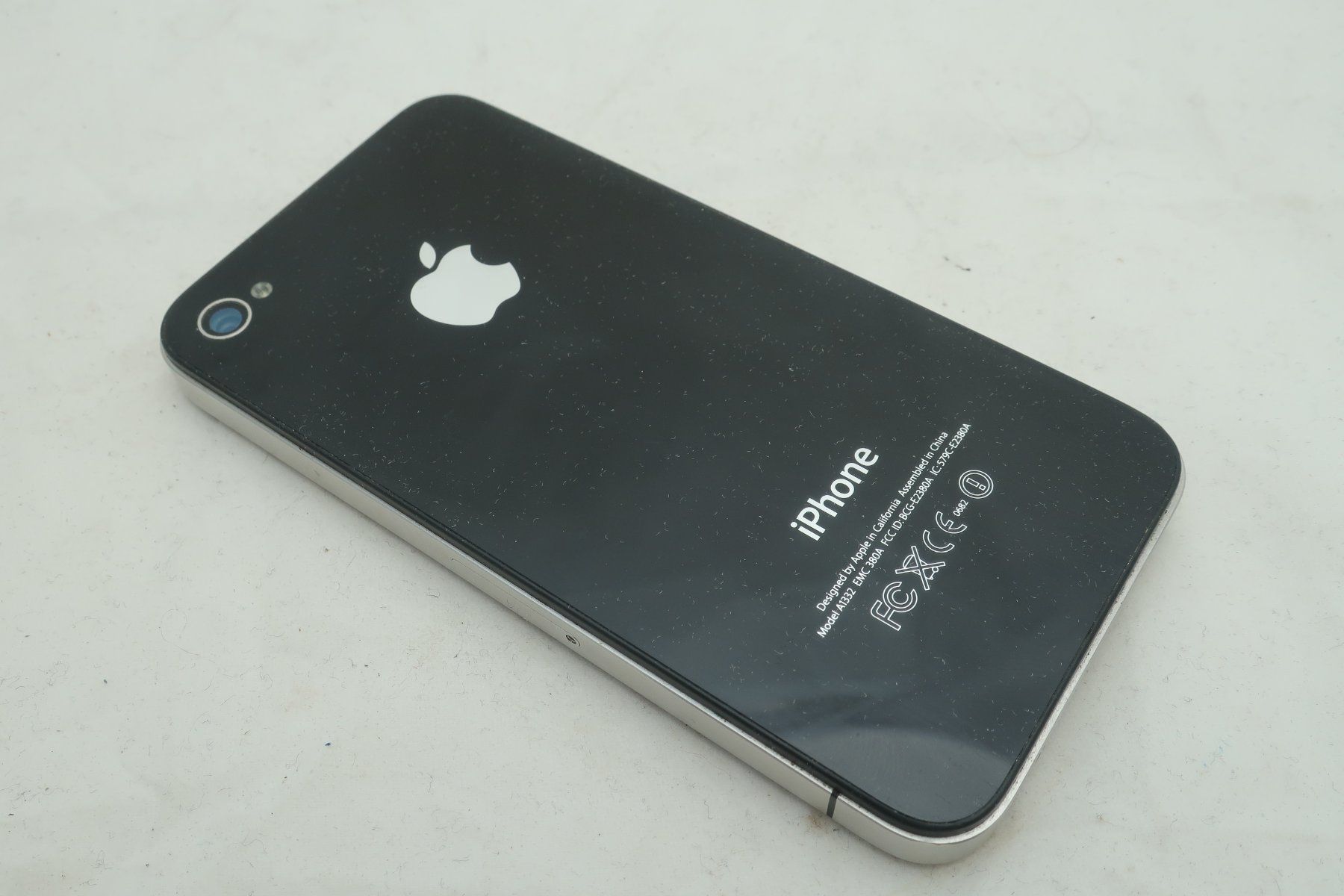 Apple Telefoni cellulari / Smartphones: iPhone 4 Modell A1332 DEFEKT No2 – Difettoso da Zürich venduto da dnk_nrd8 1