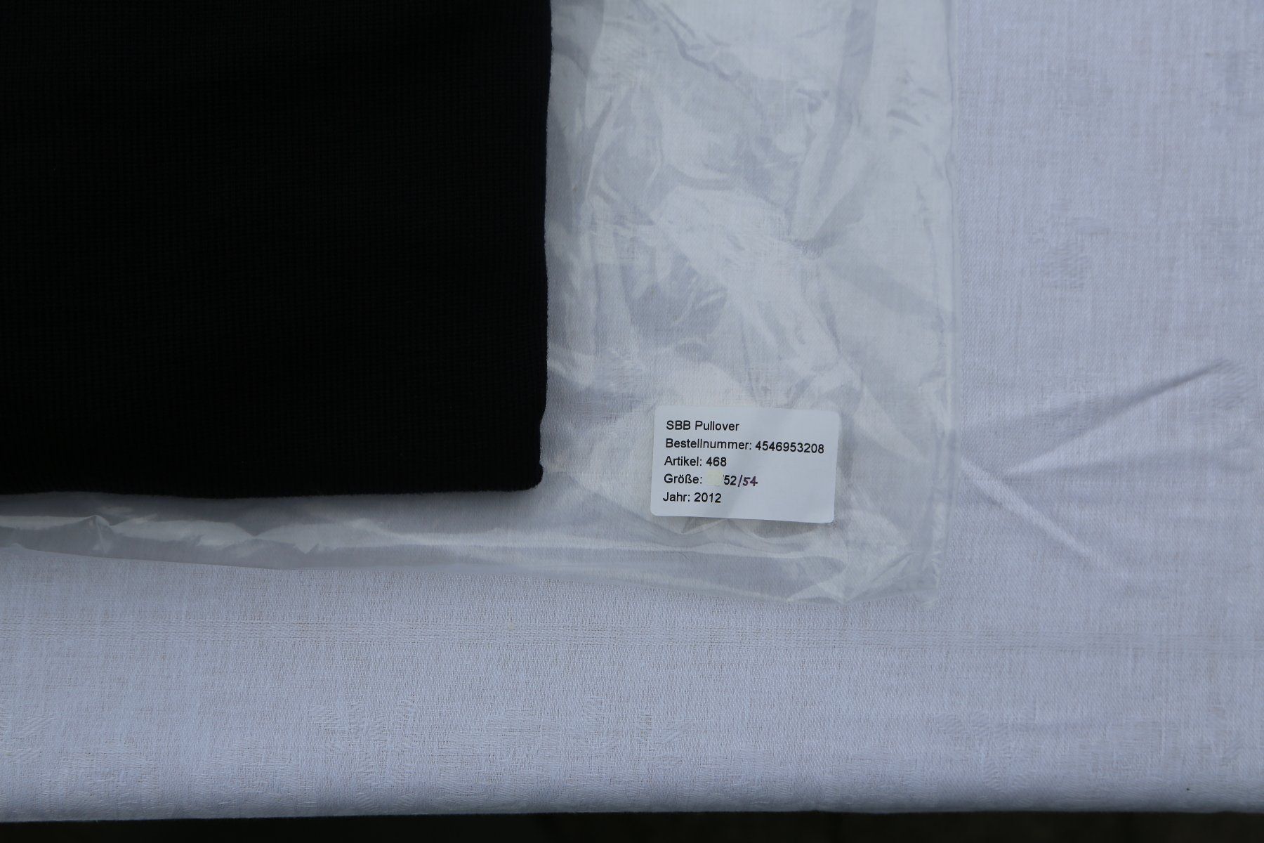 SBB/CFF/FFS Uniformi: Pullover Lokpersonal Lokführer Kleider SBB neu – Nuovo e nell'imballaggio originale da Alpnach-Dorf venduto da Pilistein 2