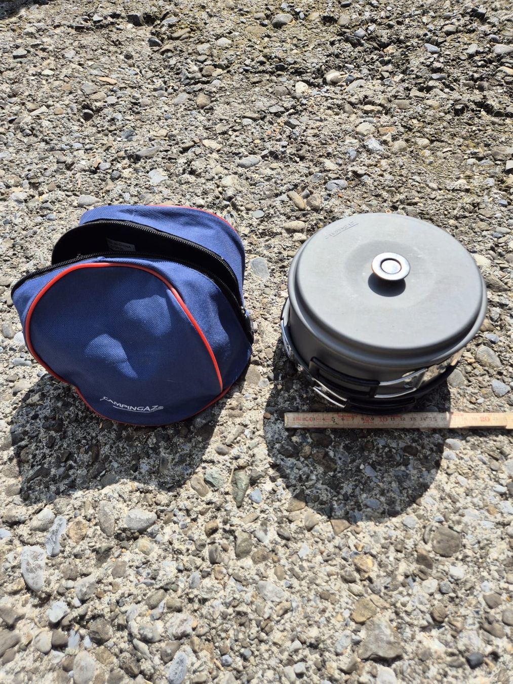 Casseroles: Kochset Camping mit Tasche 4-teilig gebraucht – D'occasion à Urswil par GabrielleK01 5