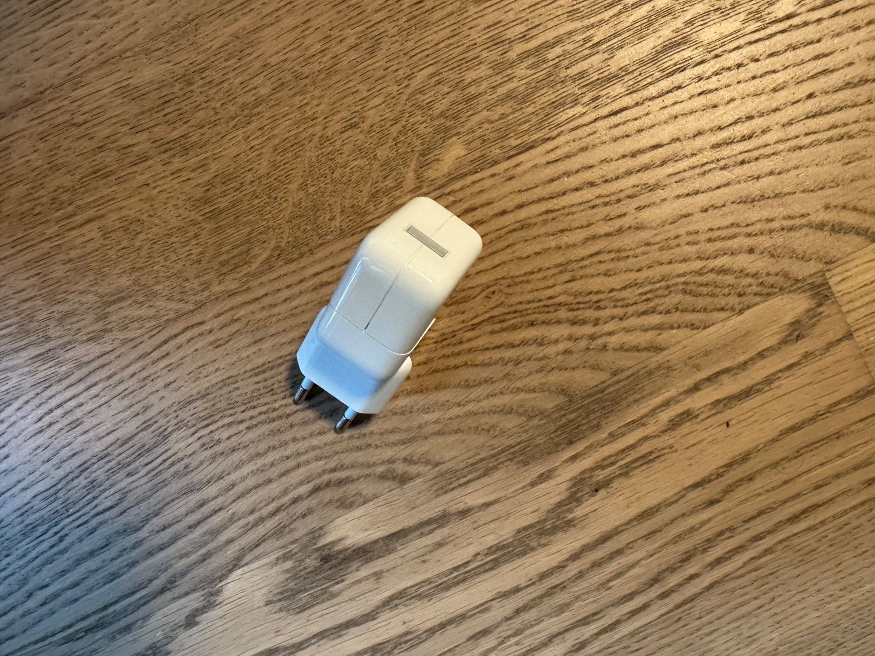 Apple Ladegerät: Charger iPad – Gebraucht aus Zürich von van_k8pp 2