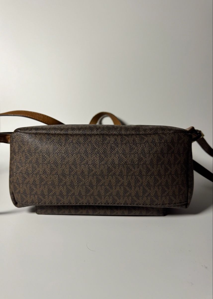 Michael Kors Zaini: SAC À DOS MICHAEL KORS ERIN – Usato da Vionnaz venduto da b_f_d_r_g 2