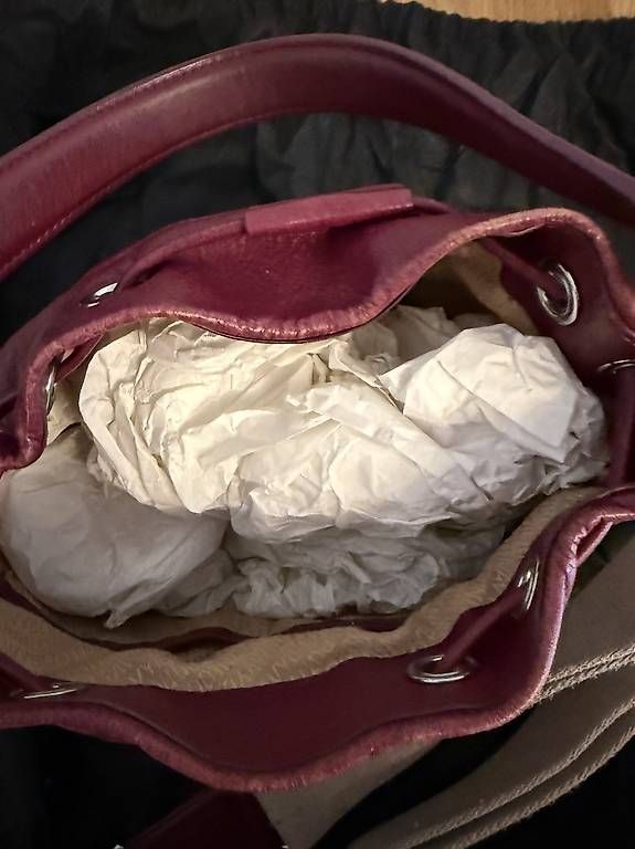 Taschen für Damen: Navyboot Handtasche mit Portmonnaie – Gebraucht aus Dübendorf von Ang_Dam 3