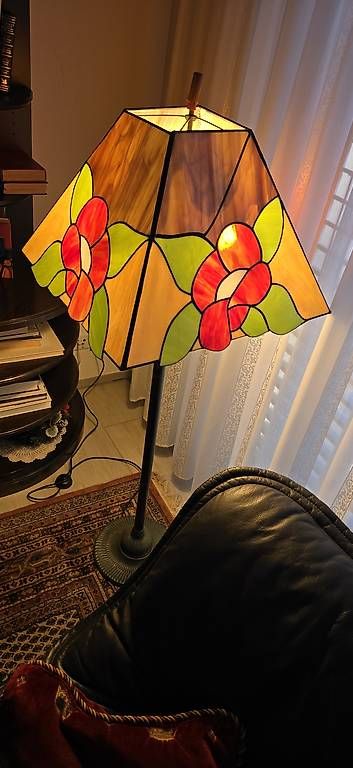 Lampade: Tiffany Stehlampe – Usato da Zürich venduto da Hftech