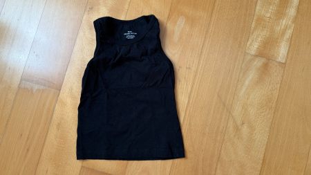 Schwarzes Top aus Bio-Baumwolle, Grösse 92