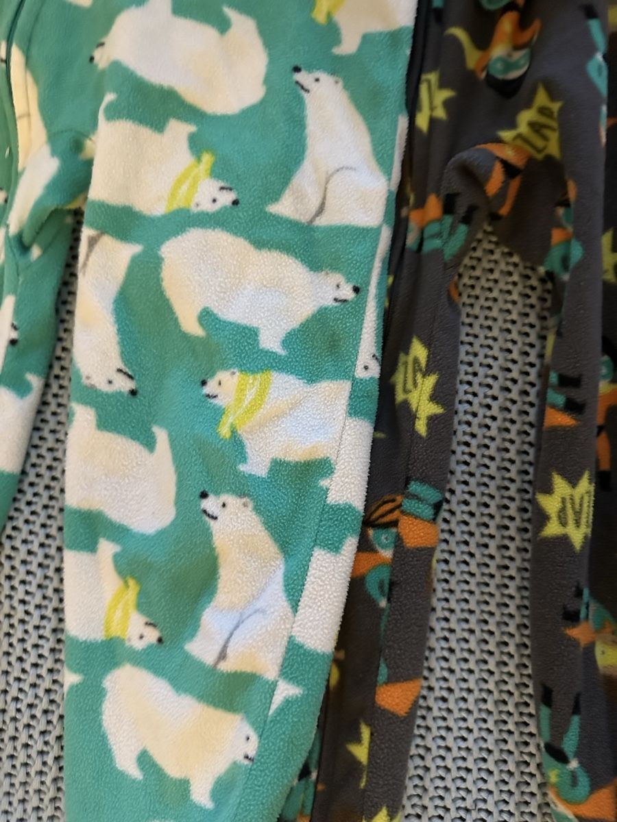 Carter's Pyjamas & Ähnliches: 3er-Set Carter’s-Pyjamas – Gebraucht aus Dürrenroth von tvy_bh56 4