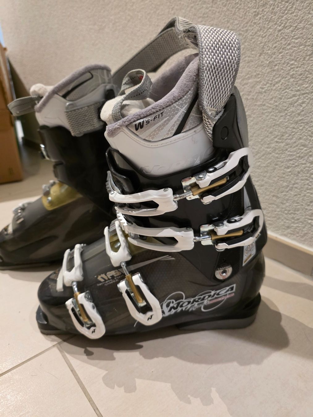Scarpe da uomo: Nordica NFX Skischuhe – Usato da Oberentfelden venduto da softiratte