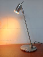 Design Tischlampe Edelstahl, LED-Leuchte