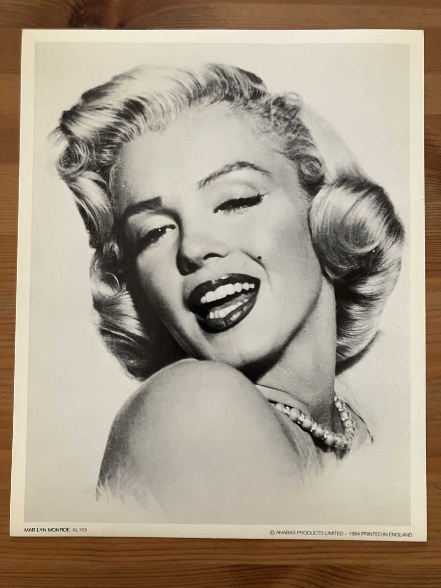 Foto & Immagini: Marilyn monroe – Usato da Bettwiesen venduto da Jumpingfox