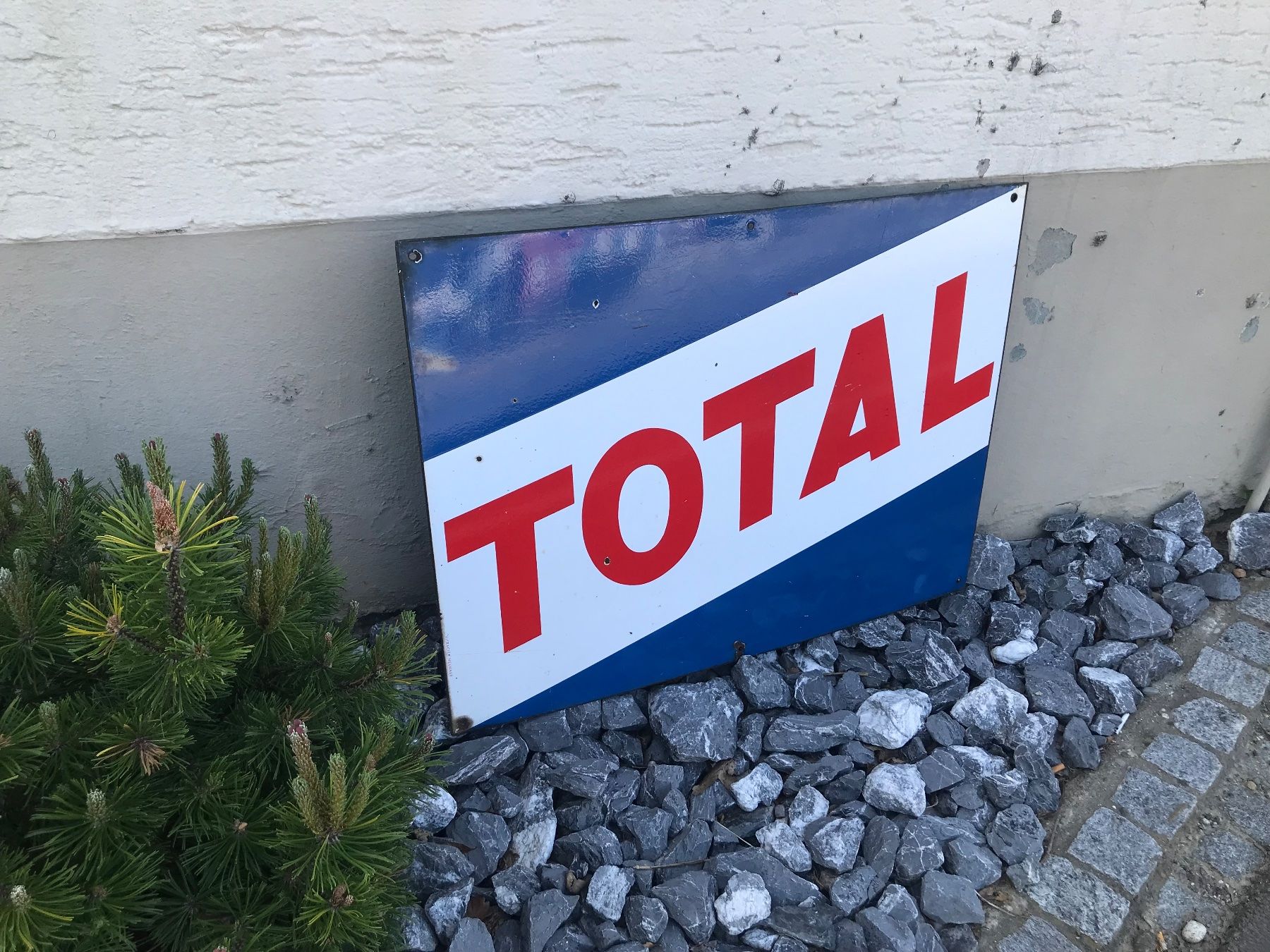 Insegne: Total - Emailschild – Usato da Erlinsbach venduto da Stu-ff 1