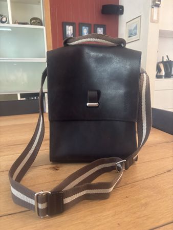 Umhängetasche Leder braun Navyboot  guter Zustand. 30x22x10