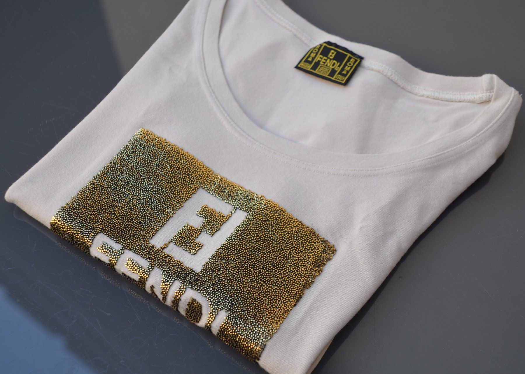 Fendi T-Shirts: Fendi T-Shirt .S – Gebraucht aus Collonges von arashee