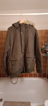 Jolie veste hiver Carhartt verte