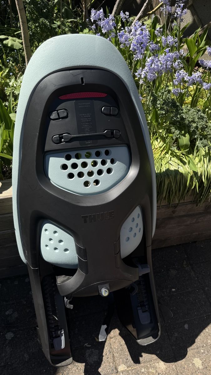 Thule Ersatzteile: Velositz Thule Yepp 2 Maxi – Gebraucht aus Schaffhausen von Moon.Child 3