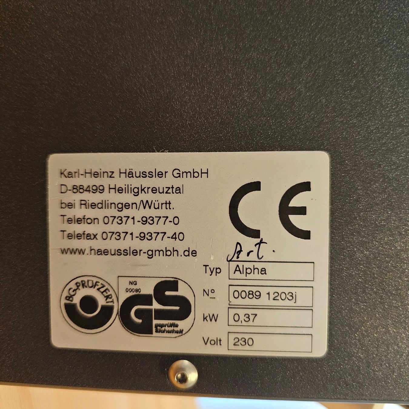 Häussler Küchengeräte: Häussler Teigknetmaschine Alpha 1G in Anthrazit – Gebraucht aus Basel von Pastoriusiert01 7