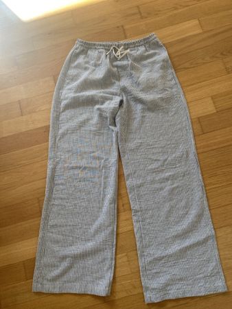 Hose Bershka gestreift blau weiss Grösse S guter Zustand