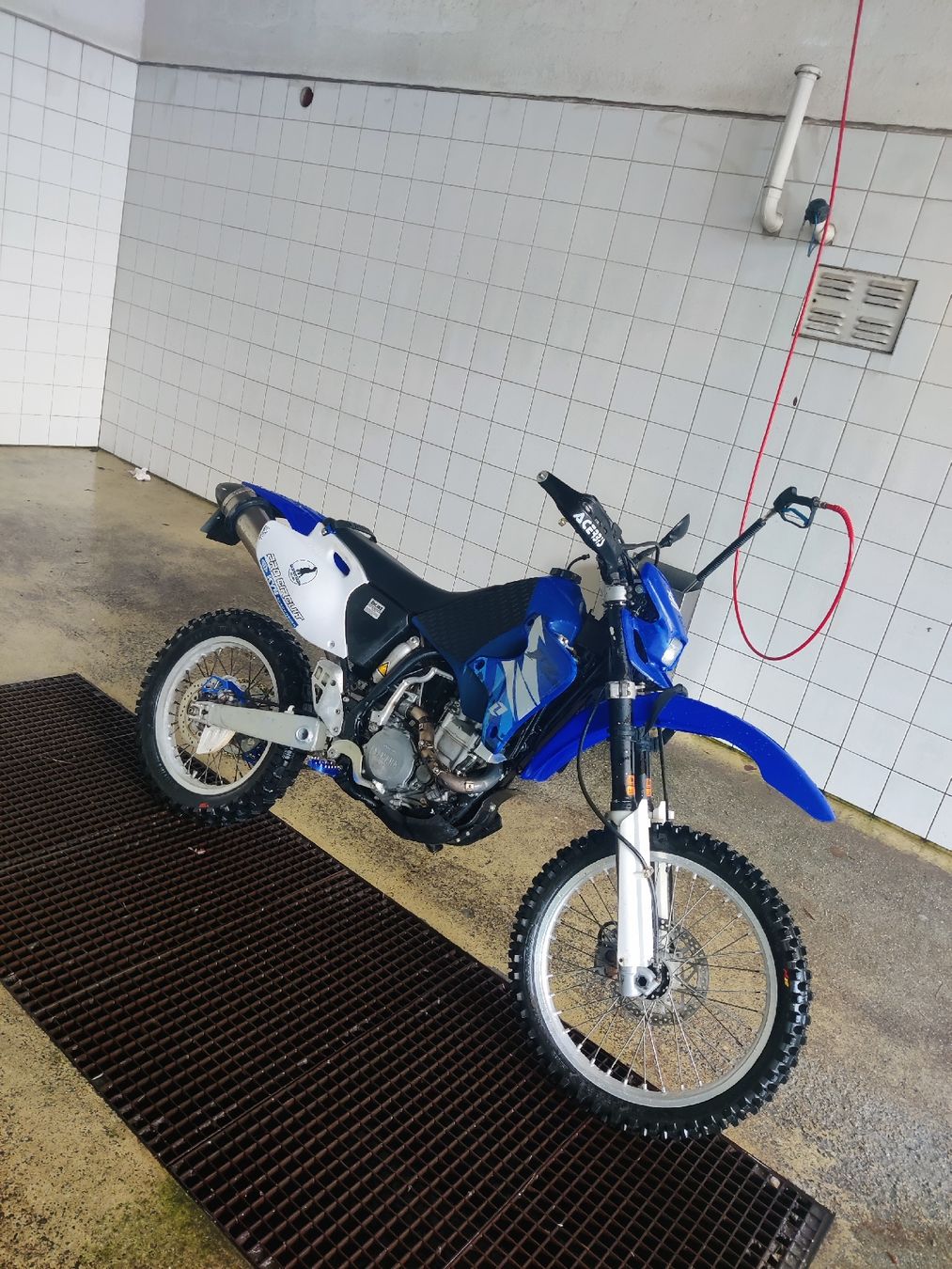 Yamaha Enduro: Yamaha WR 400 – Usato da Altdorf UR venduto da Kai_Imholz 2