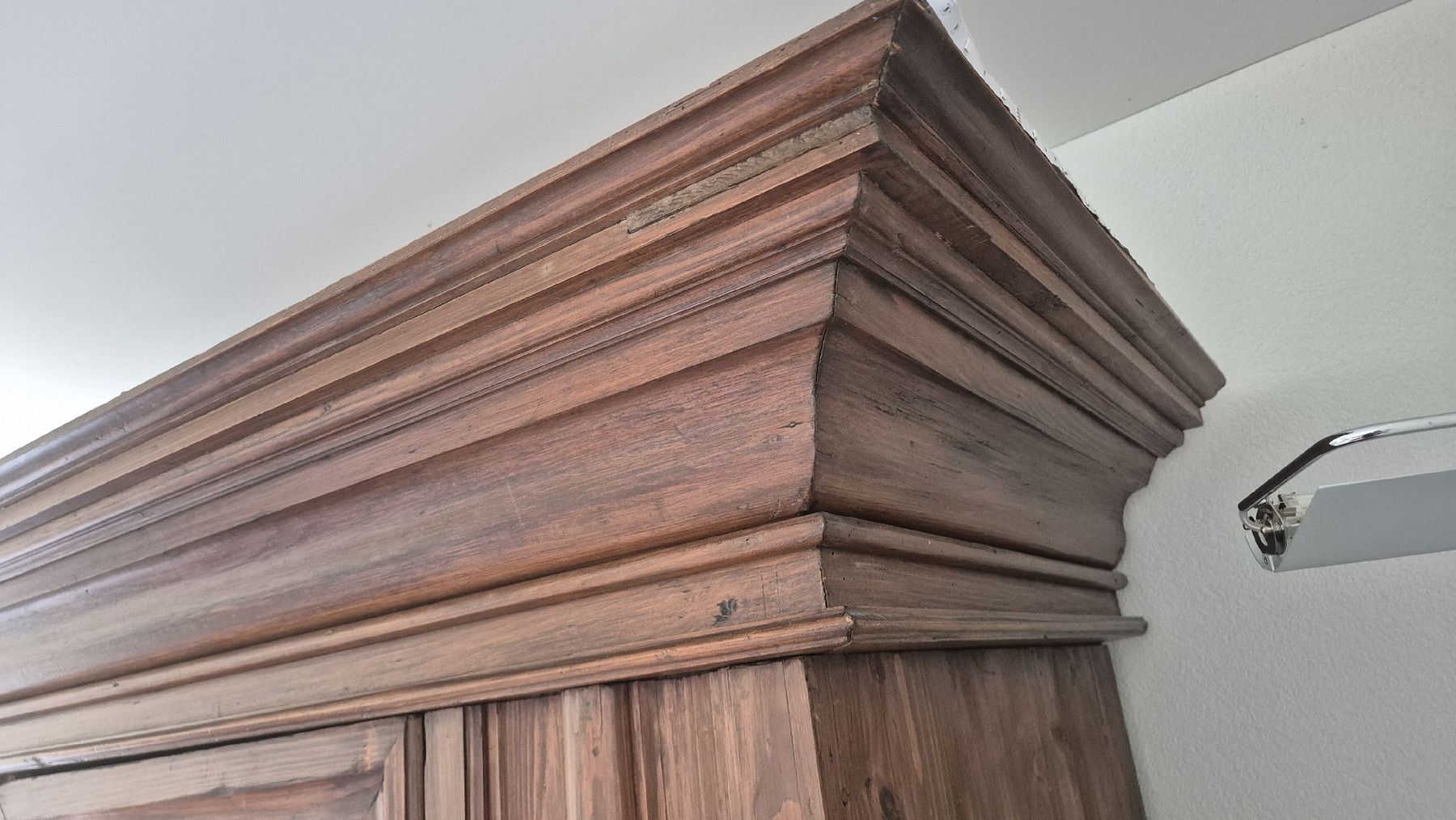 Armadi: Historischer Barockschrank – Usato da Nänikon venduto da MyPuenktchen
