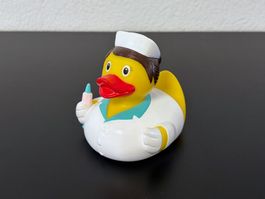 Badeente LiLaLu Quitscheente Krankenschwester