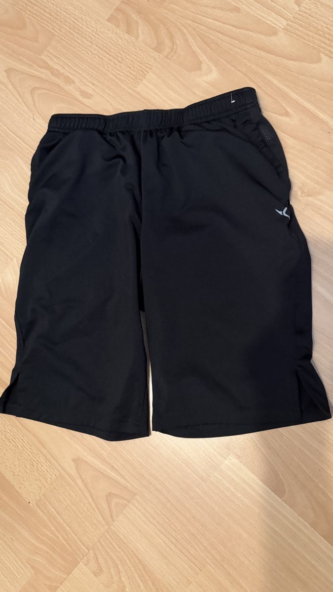 Vans Lotti & Set di vestiti: 4 Teile Herrenkleidung Gr. M – Usato da Embrach venduto da KleineFee51 3