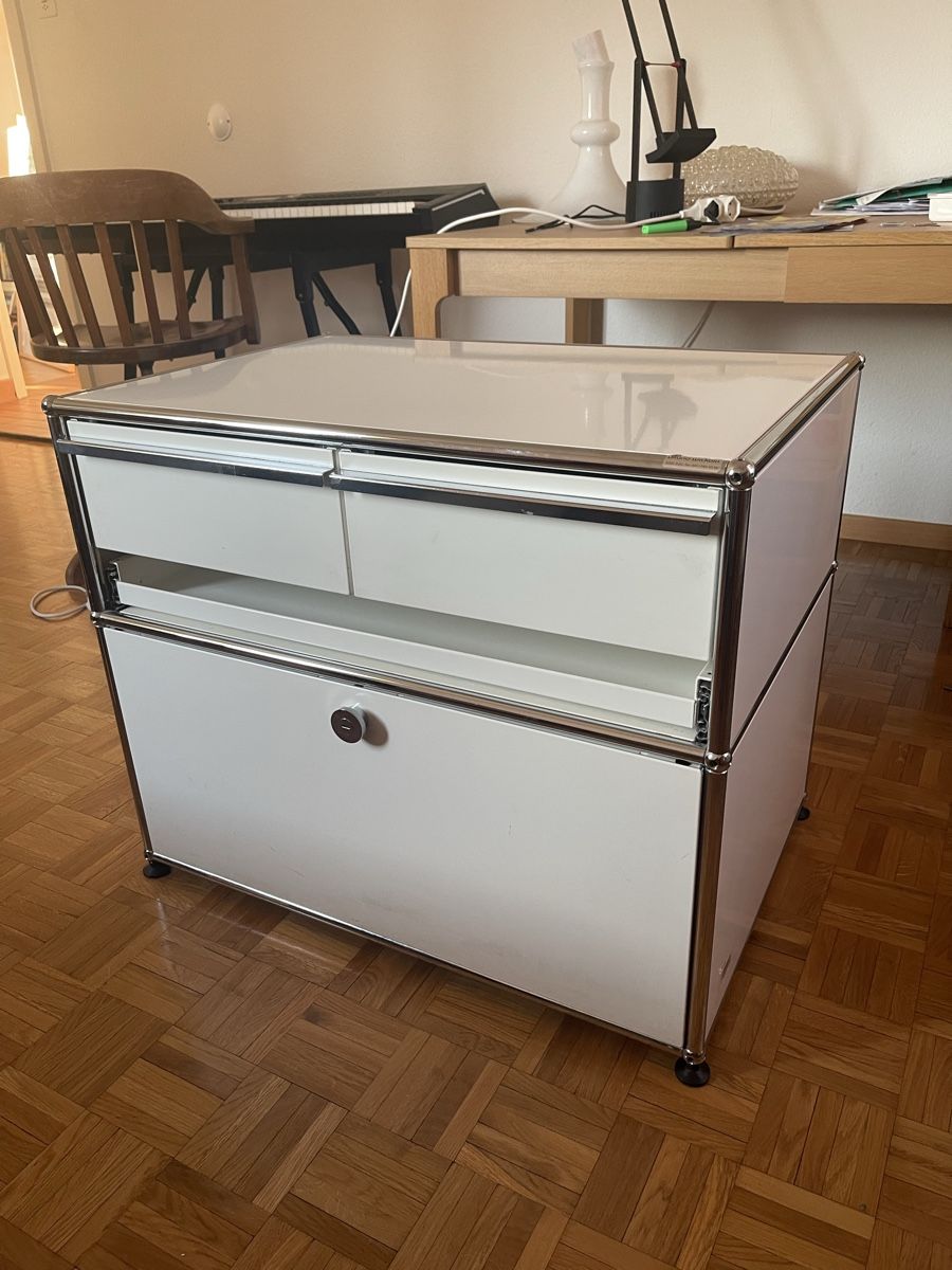 USM Cassettiere: USM Haller Sideboard Aktenschrank Weiss – Usato da Luzern venduto da hema100