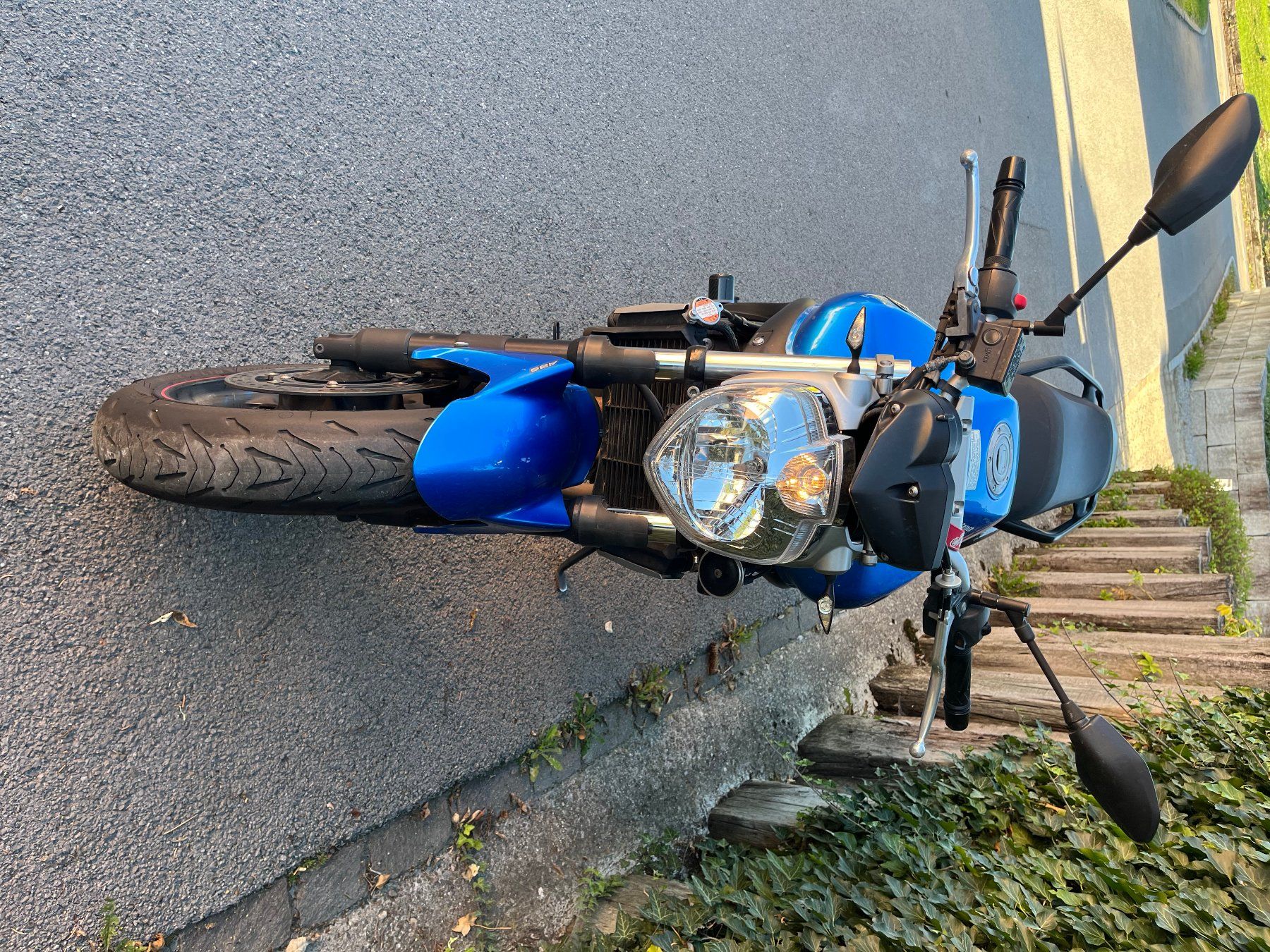 Yamaha Route: Yamaha FZ6 – D'occasion à Jona par Nabru.nps 1