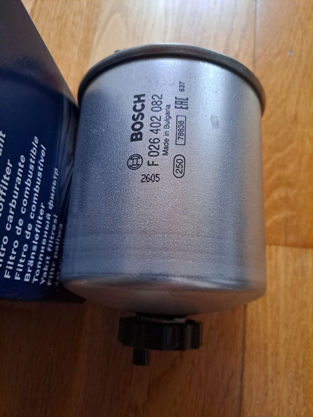 Bosch Tutti pezzi di ricambio auto: Neue Bosch Kraftstofffilter – Nuovo e nell'imballaggio originale da Morens FR venduto da Kiscica 3