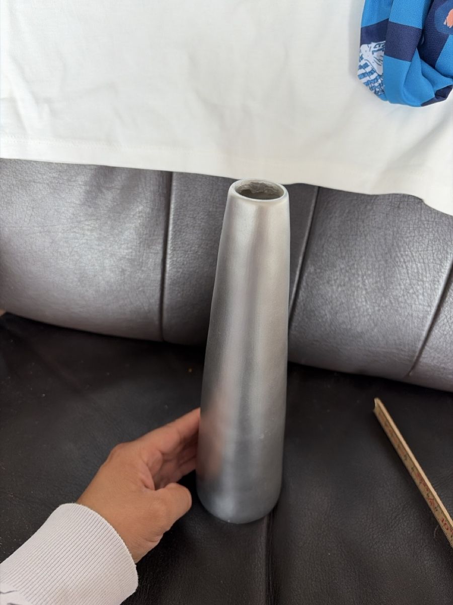 Vasi & Recipienti: Edle Design Vase,  Silber, Top Zustand, Deko 49 – Usato da Opfershofen TG venduto da dan_nxk8