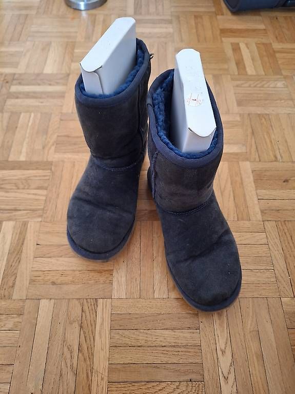 Damenschuhe: Ugg grösse 36 – Gebraucht aus Arlesheim von gligli01 1