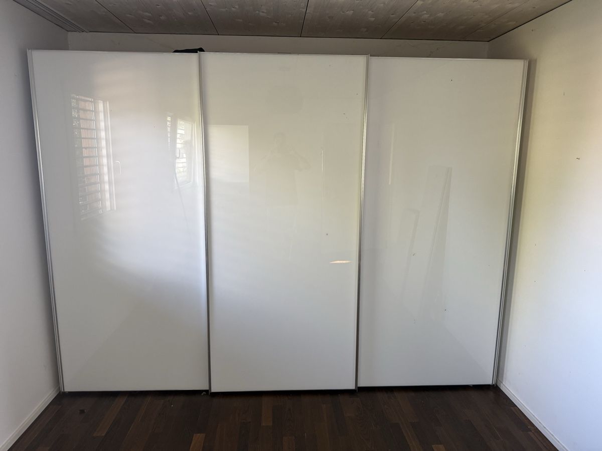 Schränke: Staud Kleiderschrank Breite 3m Höhe 2.2m – Gebraucht aus Stein am Rhein von Coraxsas87 1