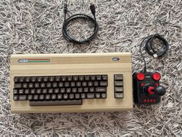 C64 Maxi mit Joystick und HDMI-Kabel