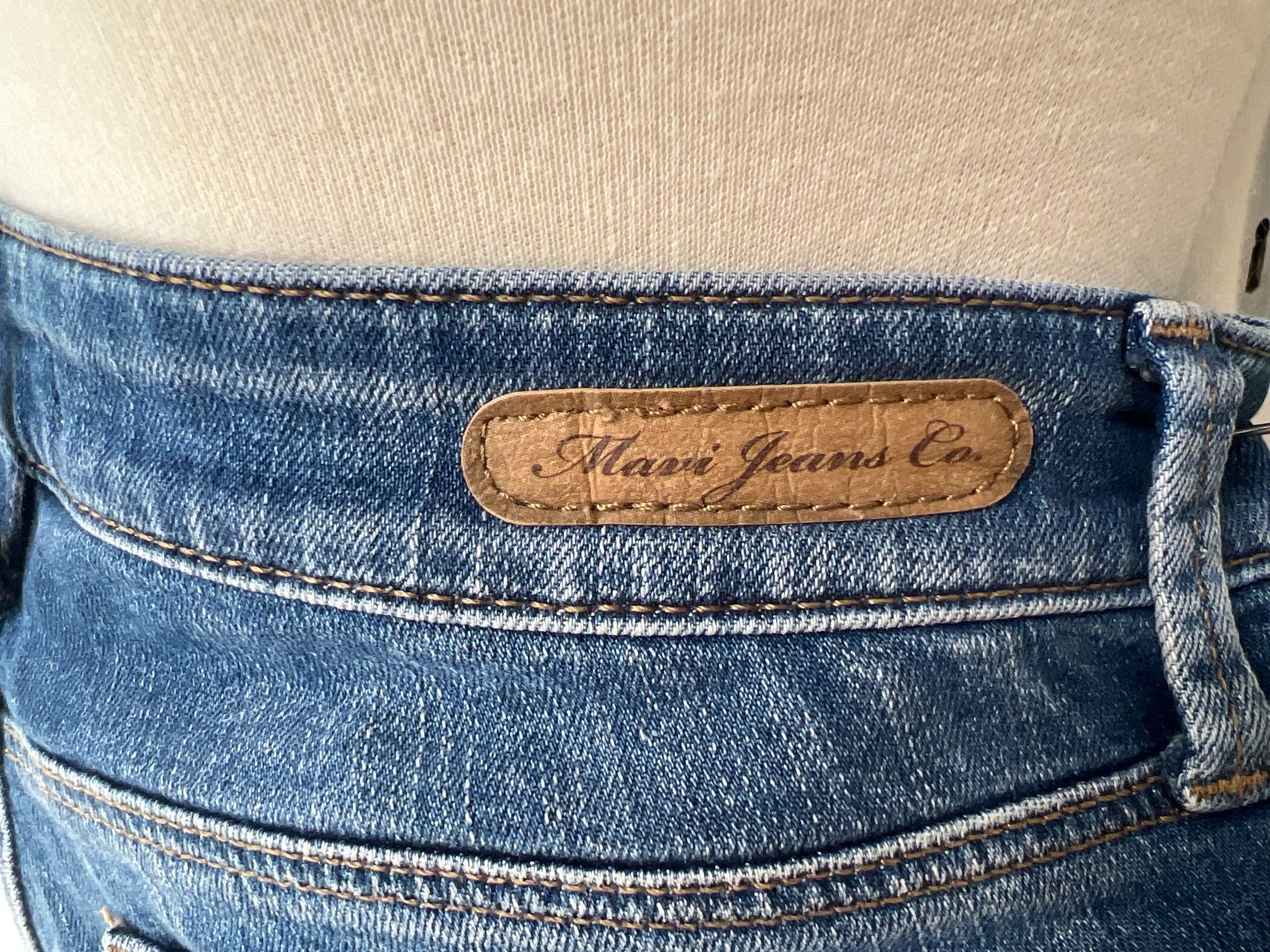 Mavi Jeans: Süsse Mavi Jeans 26 – Gebraucht aus Maienfeld von 8796 5