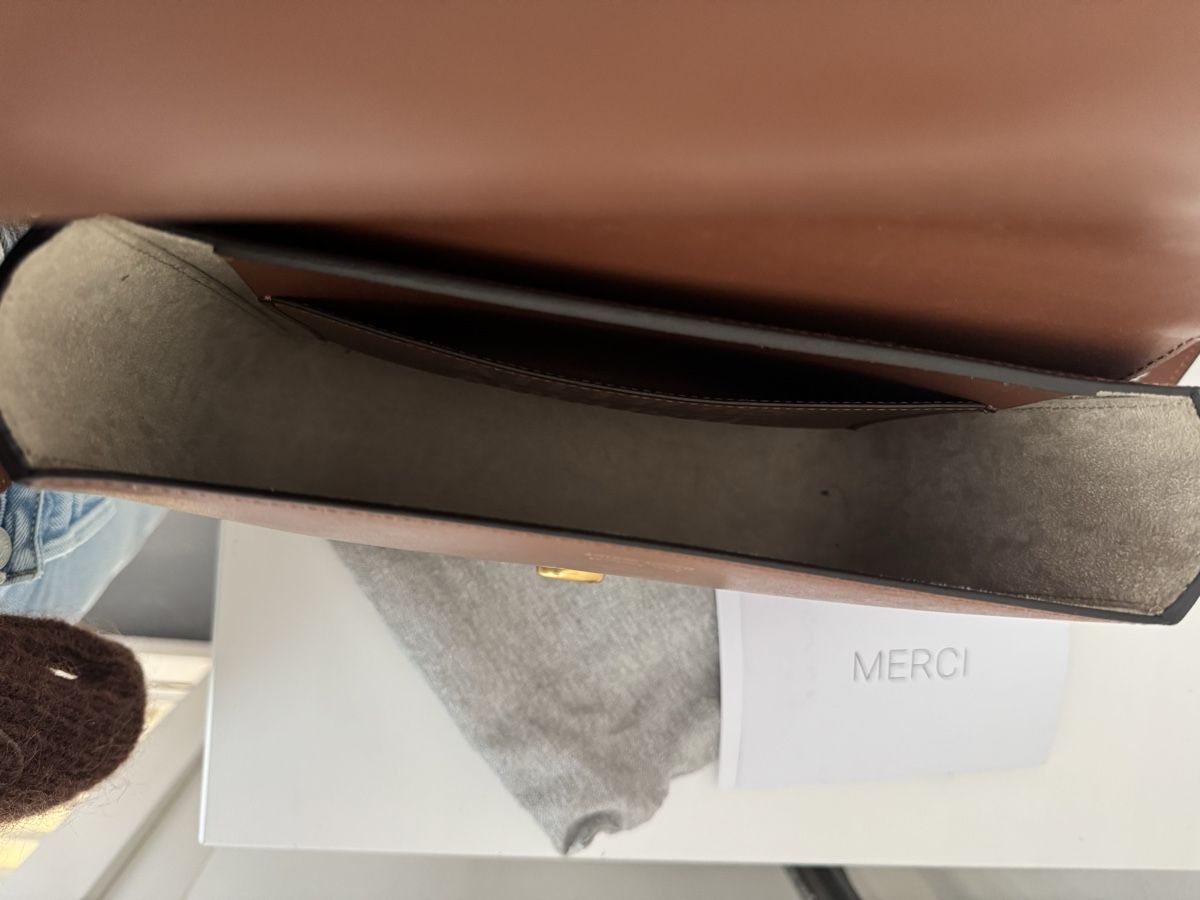 Taschen für Damen: Atelier Auguste  – Gebraucht aus Aarau Rohr von ash_m7hq 4
