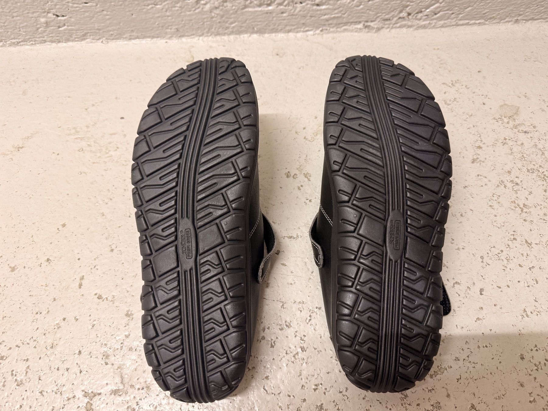 Scarpe da uomo: Berufsschuhe Schürr Clogs schwarz, Gr. 45 - Neu! – Nuovo (secondo la descrizione) da Zürich venduto da celai. 6