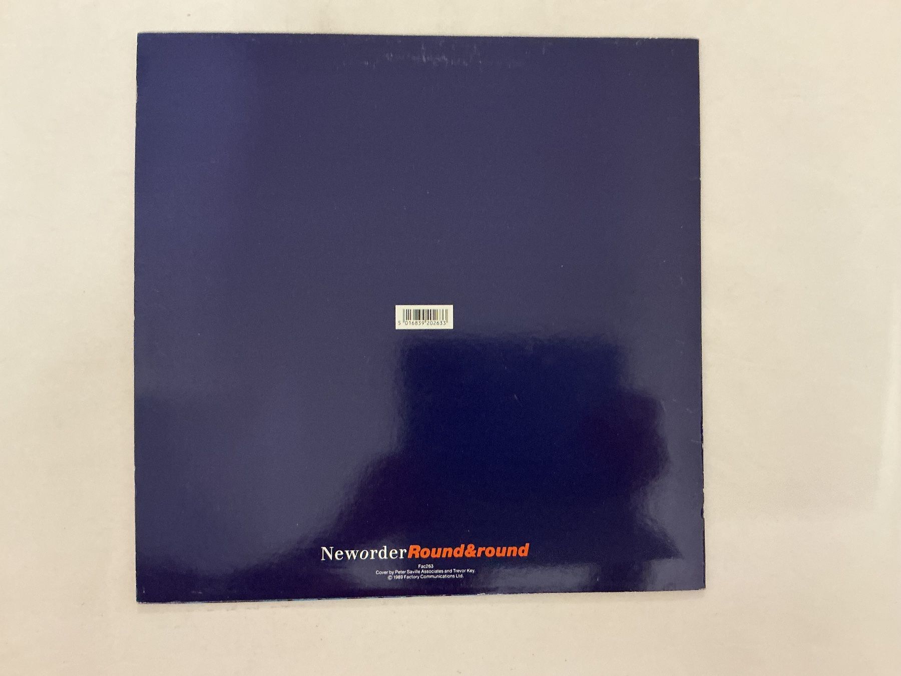 Dischi in vinile: New Order Maxi-Single -  Round and Round – Usato da Winterthur venduto da Tumko-Vinyl 1
