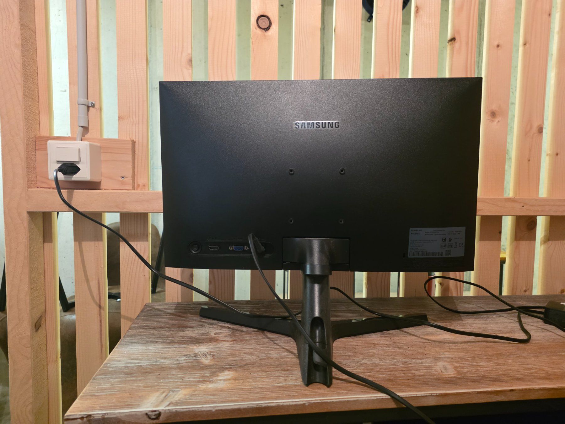 Monitore: ÉCRAN PC SAMSUNG 22" FULL HD – Gebraucht aus Thierrens von coc_vk62 1