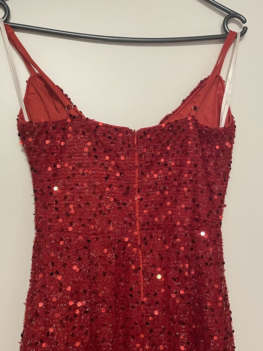 Robes: Kleid – Neuf (Voir description) à Gossau ZH par Lavinia07 2