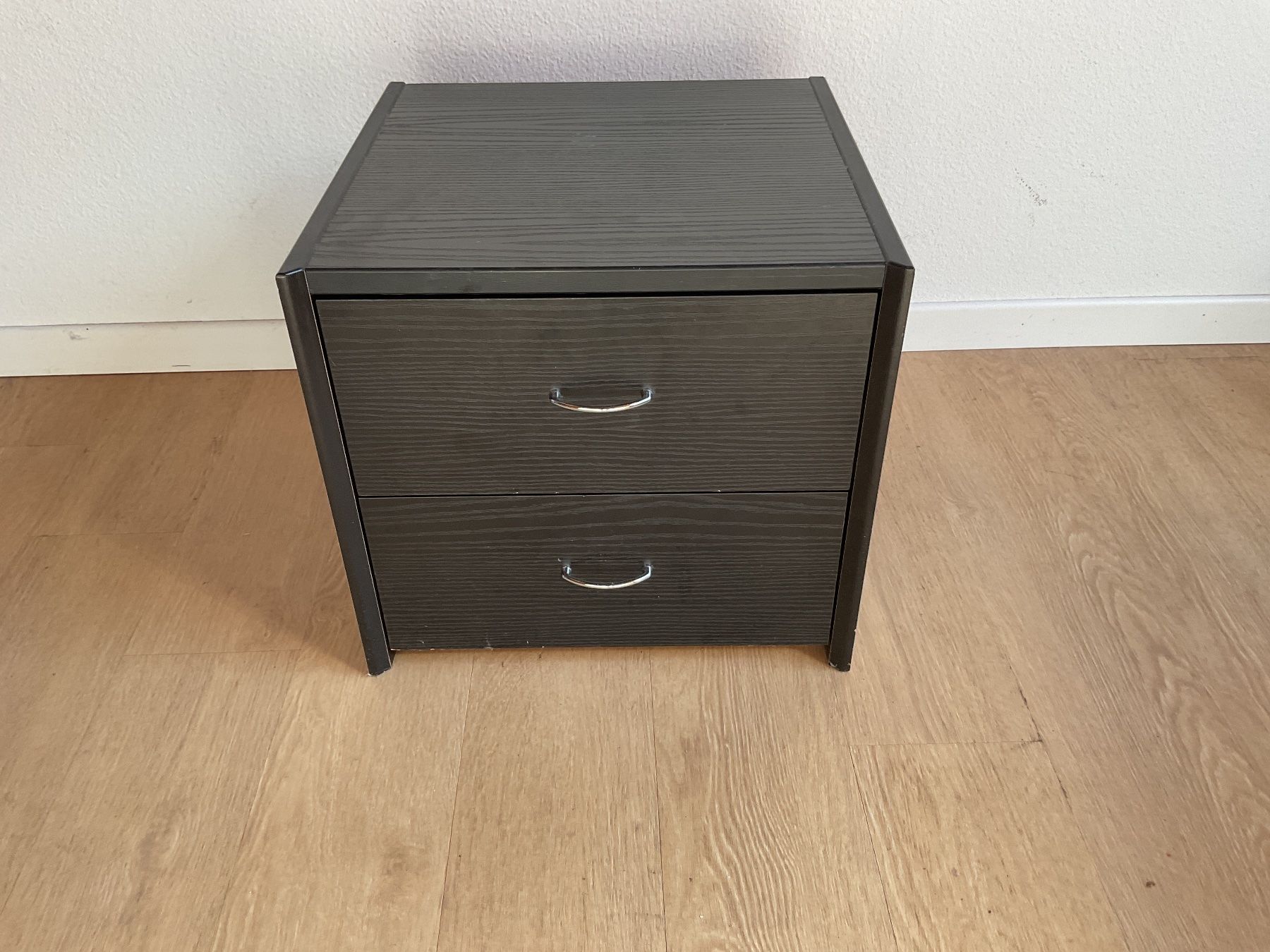 Ikea Nachttische: IKEA - Nachttisch schwarz – Gebraucht aus Uster von Hotelliquidation