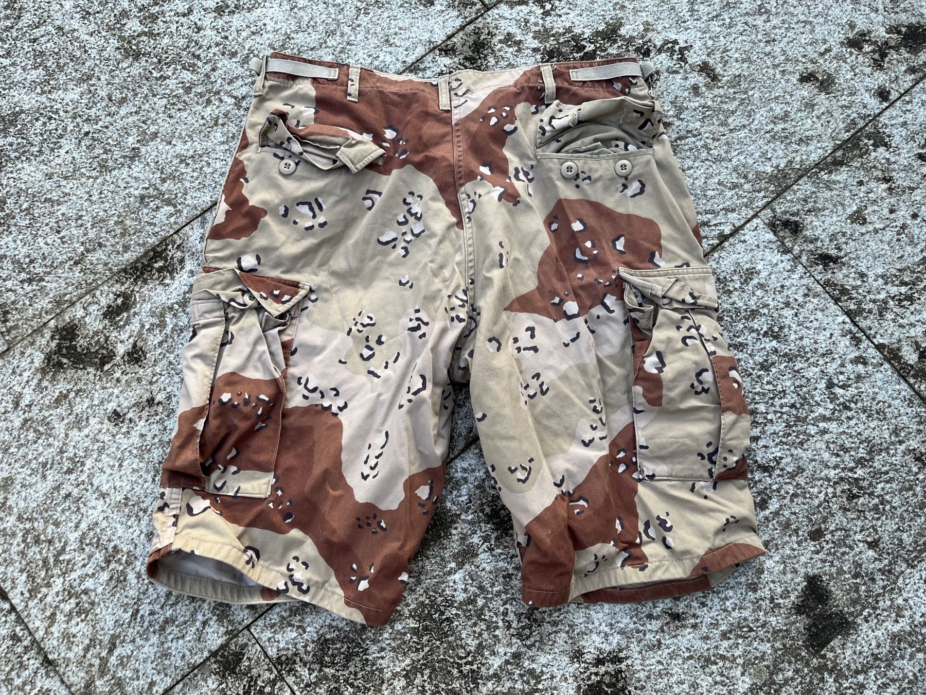 Pantaloni: Camo Shorts Chocolate Chip Vintage – Usato da Bottmingen venduto da Puffsack 1