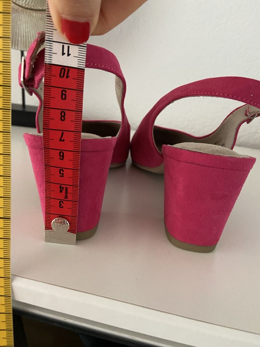 Scarpe da donna: NEU: Slingback Pumps – Nuovo (secondo la descrizione) da Bülach venduto da kittygismo 1