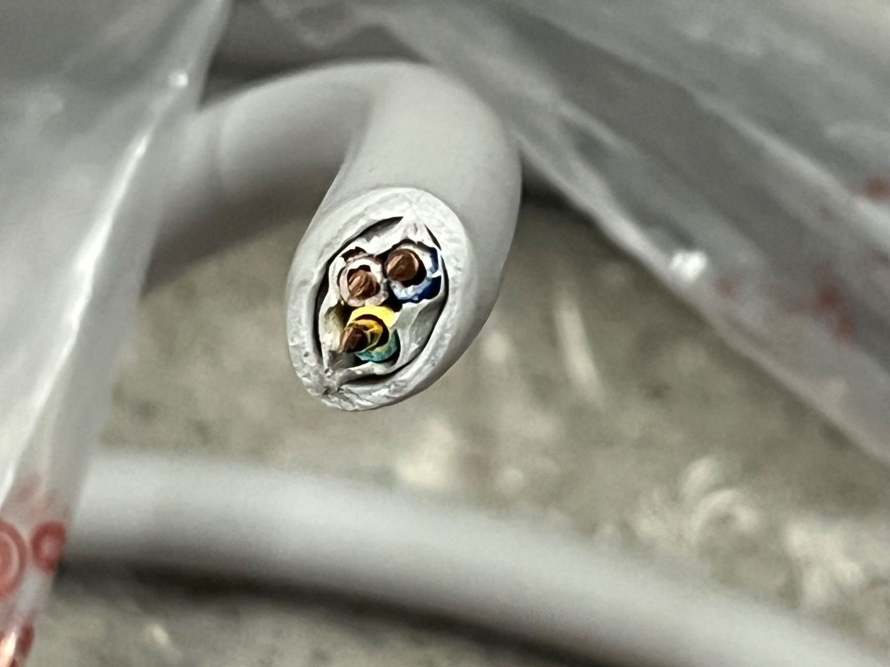 Cavi: Kabel 3x1.5mm2 grau 50m – Nuovo (secondo la descrizione) da Zürich venduto da Andy_S_ 2