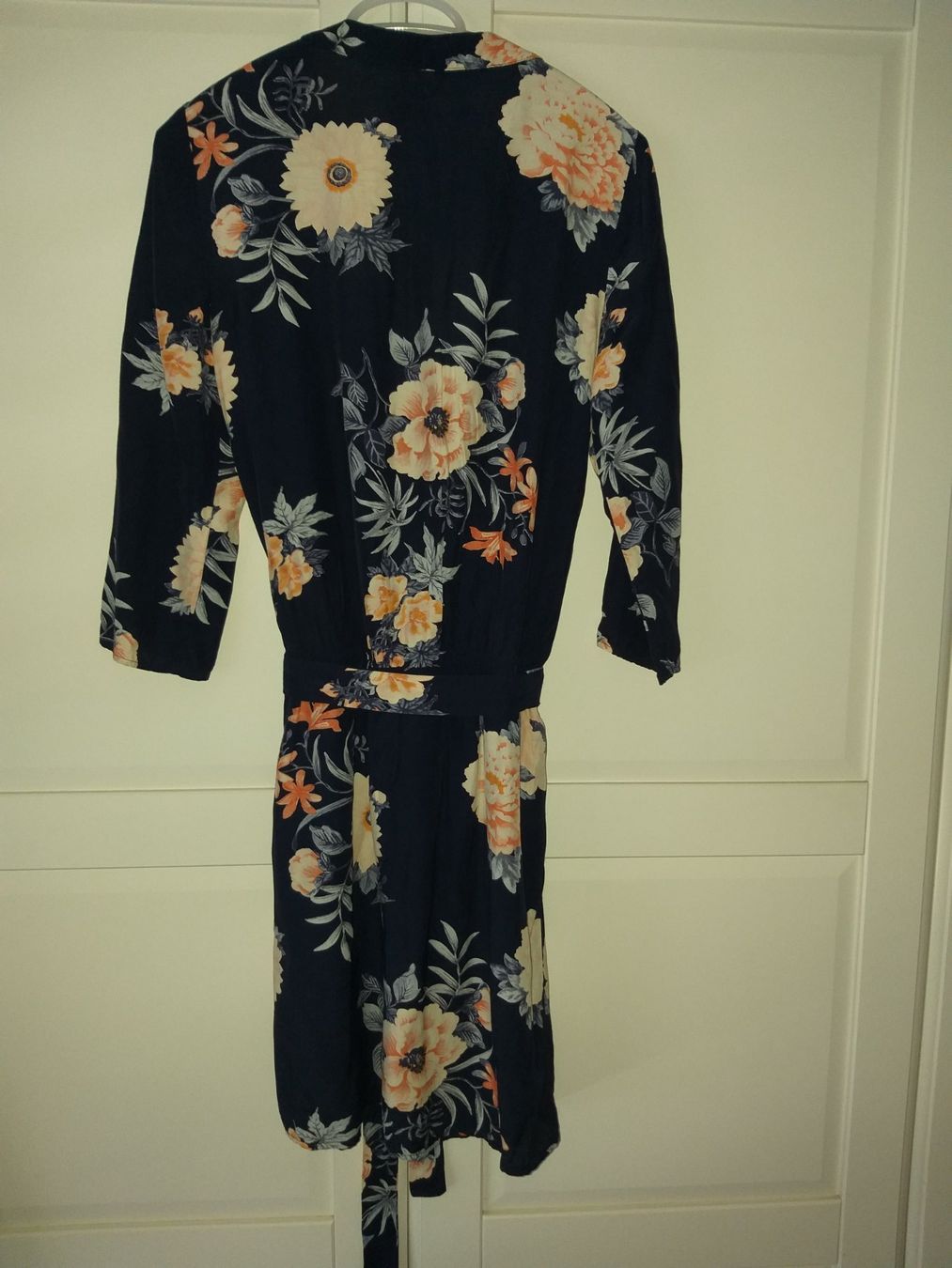 Nafnaf Kleider: NAF NAF  Robe / Kleid  Taille / Grosse 36 CH.... – Gebraucht aus Cossonay-ville von Super-Price-Quality 3