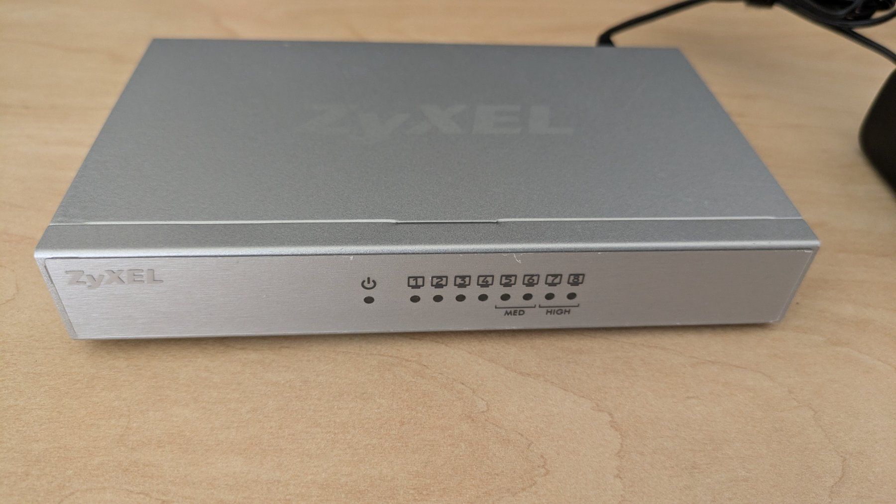 Zyxel Hub & Switch: Zyxel GS-108B v2 - 8 Ports – Usato da Staufen venduto da Fleby84