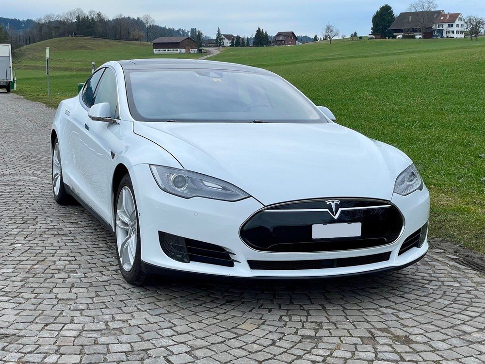 Tesla Model S 85D mit neuem Akku, Allrad, FSD, gratis Laden