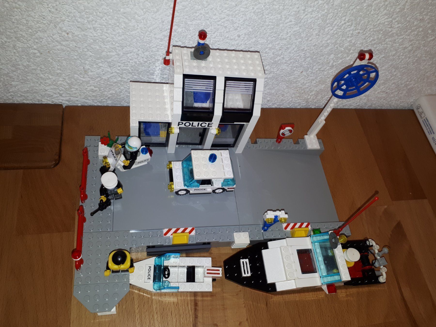 Lego Baukästen: Lego 6540, Pier Police – Gebraucht aus Montricher von Babou72